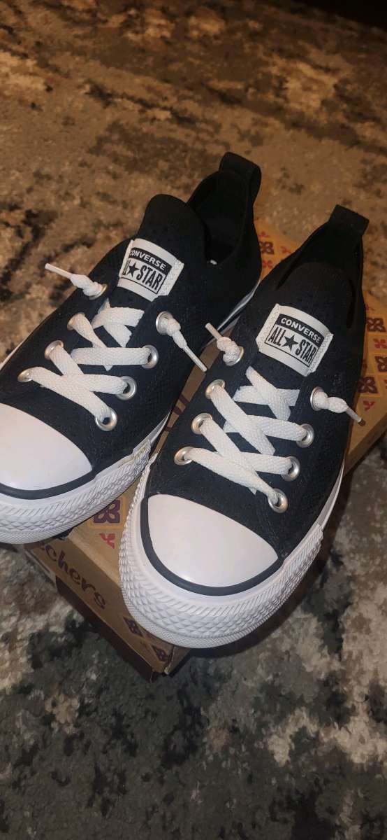 Converse Women Size 5