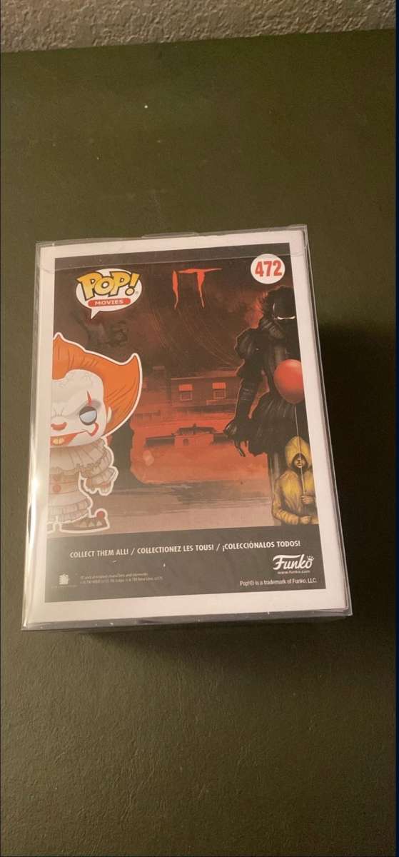 pennywise with boat