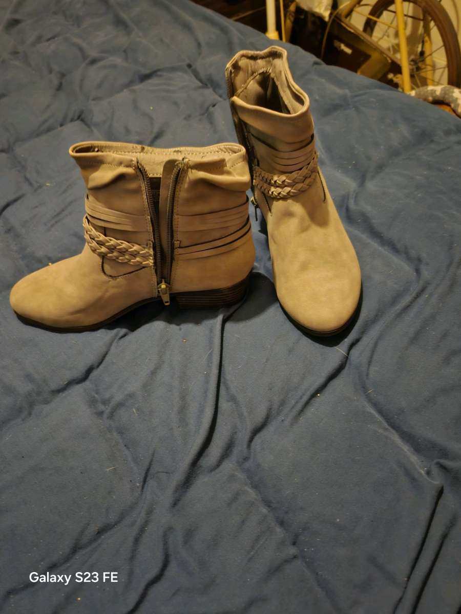 wonder nation boots