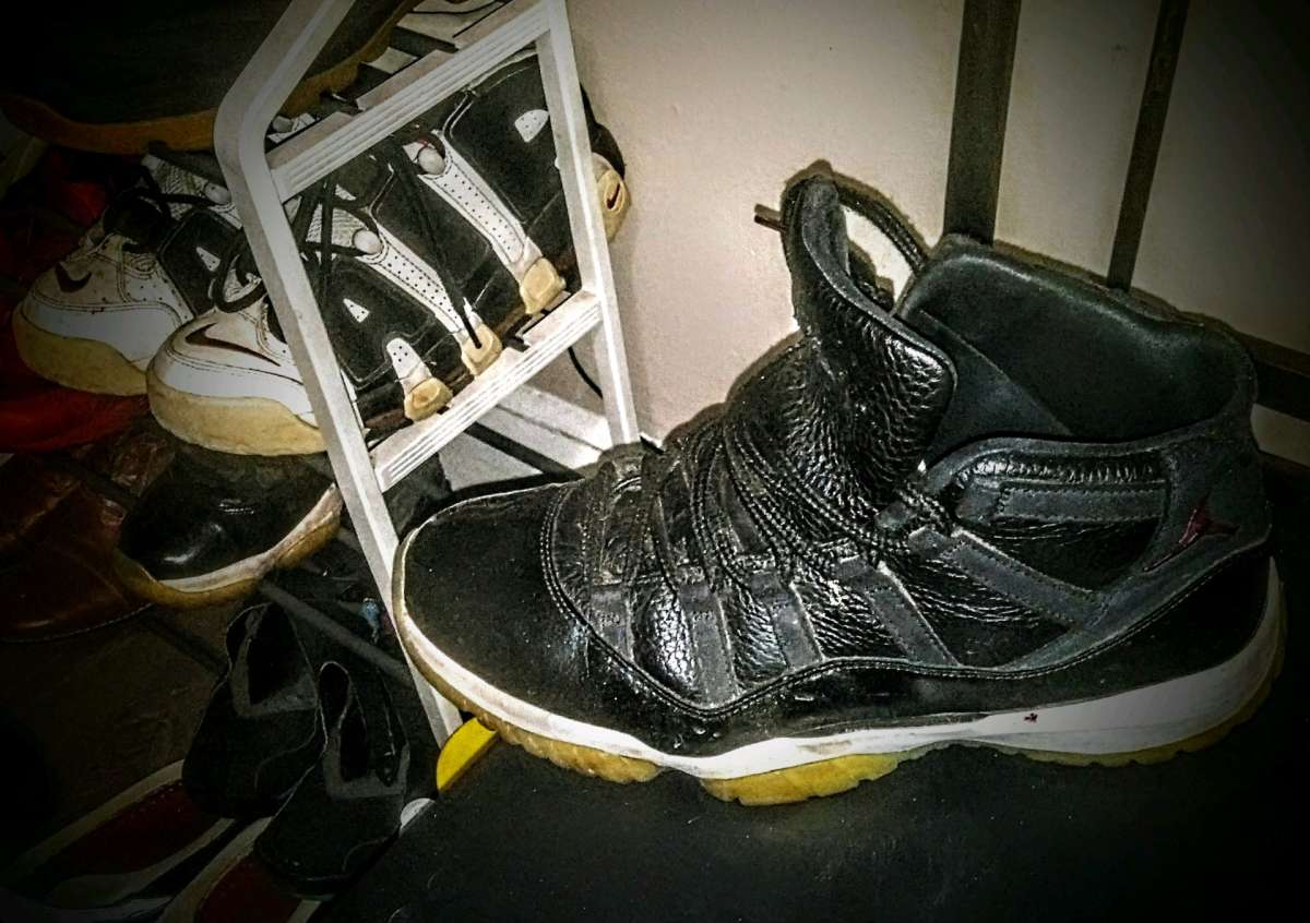 Jordan 11 space jams classic original colors as shown on tv