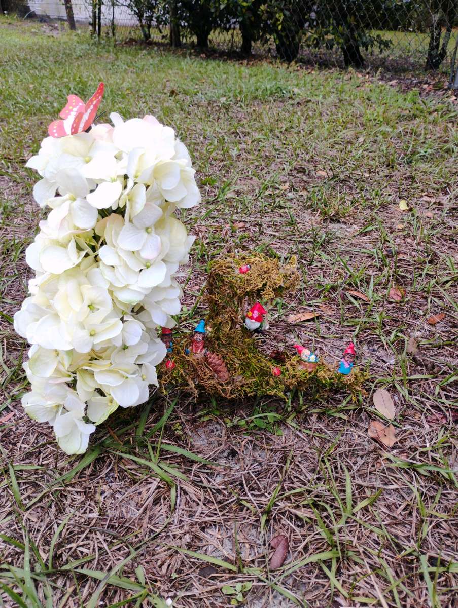 graveside flowers for loved ones