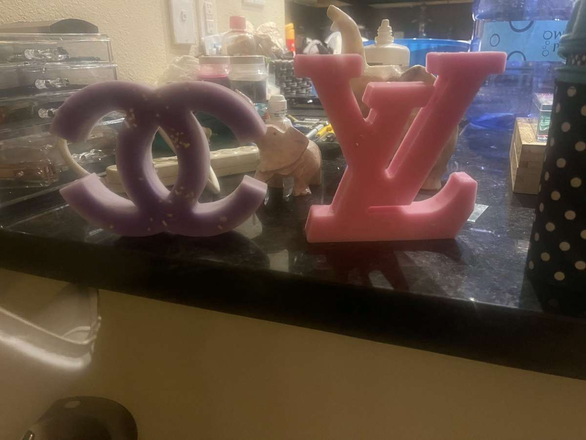 louis vuitton candles versace and Chanel too or epoxy decora