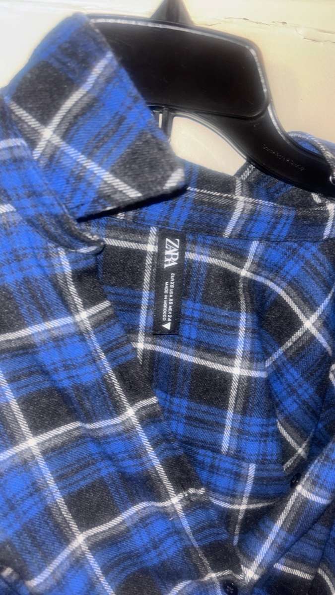 womens Zara button up plaid long sleeve