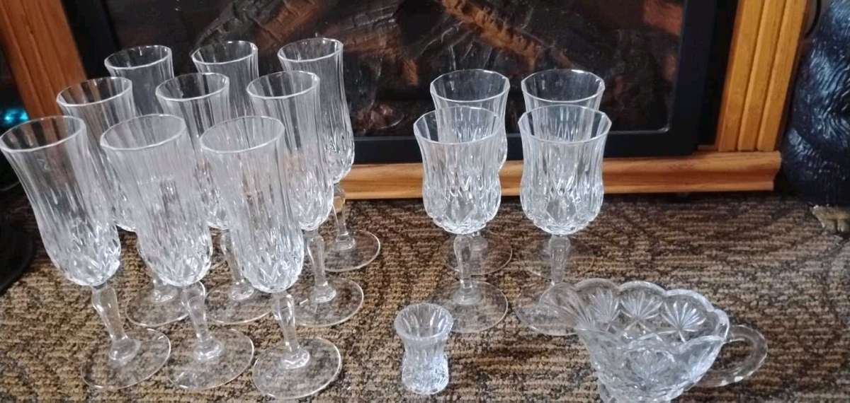 Vintage crystal glasses sugar bowl  toothpick holder