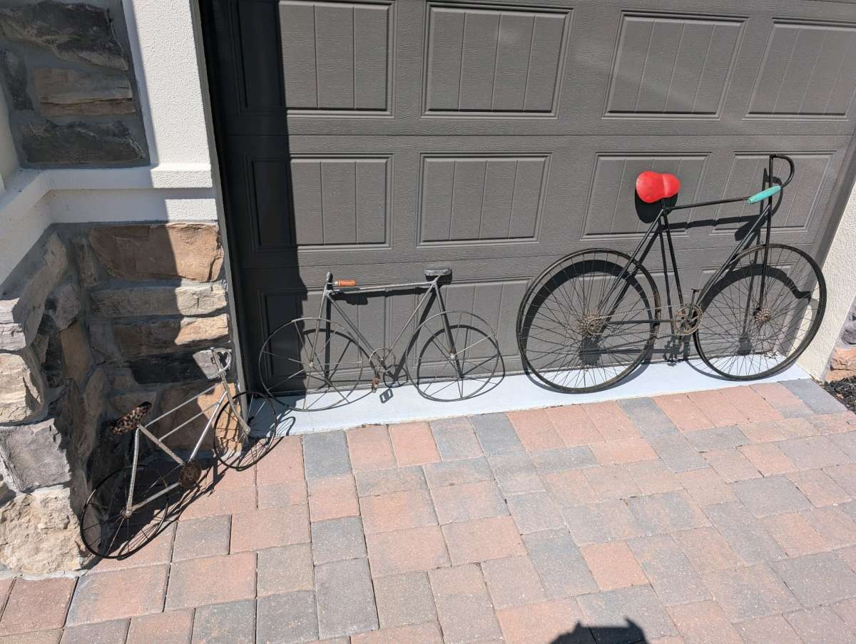 Pictures and coffee table and end table and wall art