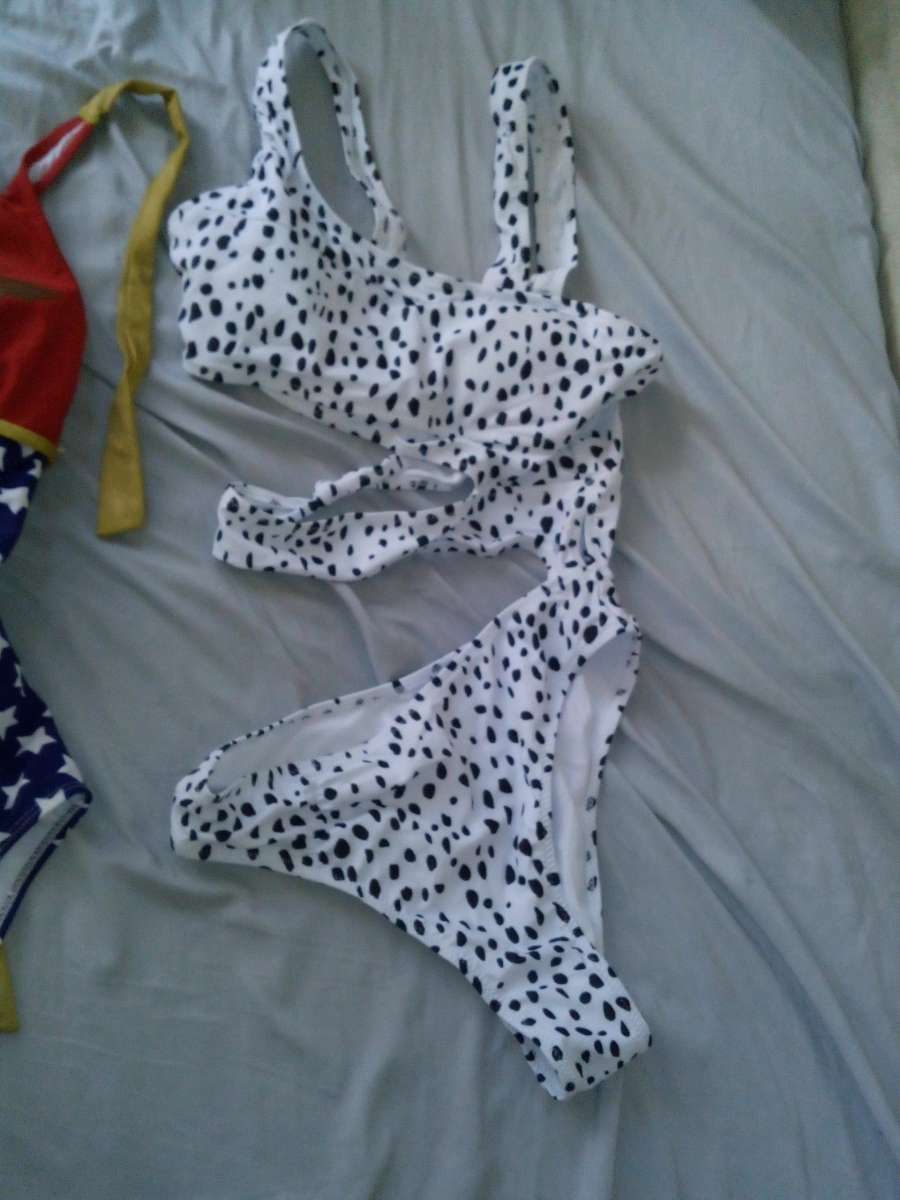 4 bathing suits for sale size small