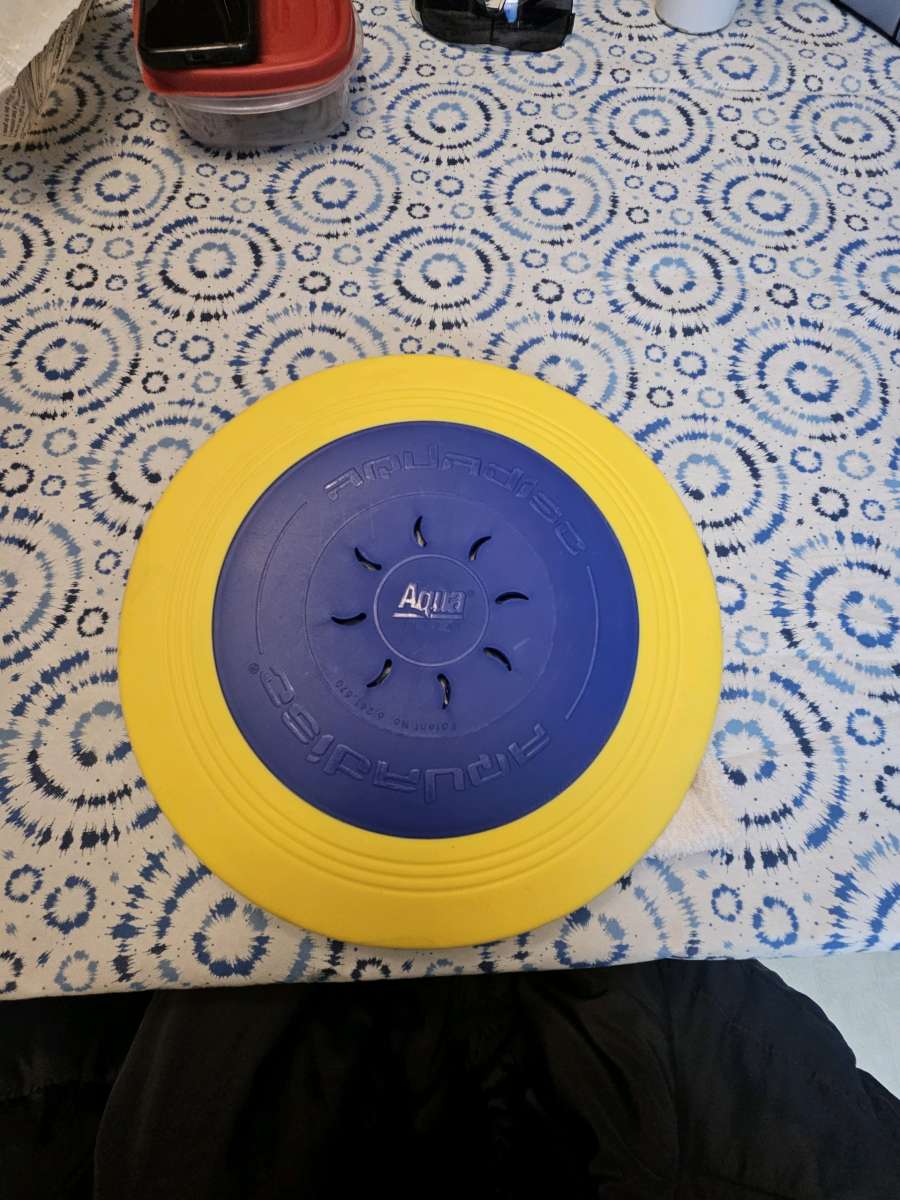 Aqua Disc Frisbee