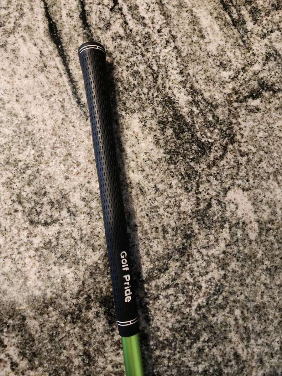 Taylormade RBZ Driver with Matrix Ozik Flex S shaft w cover