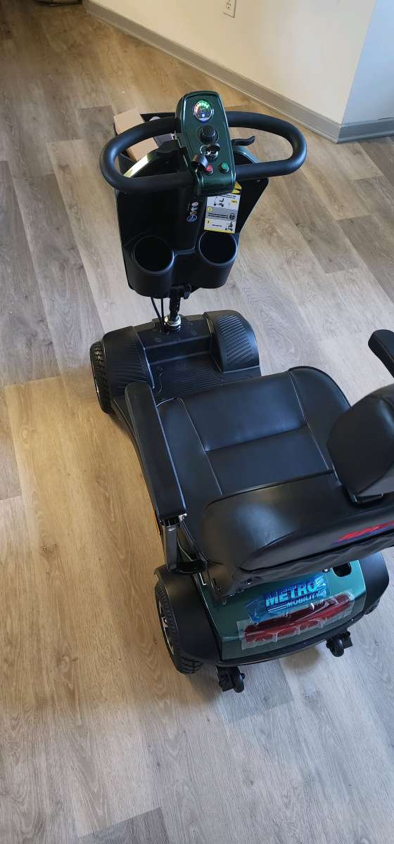 Electric scooter mobility