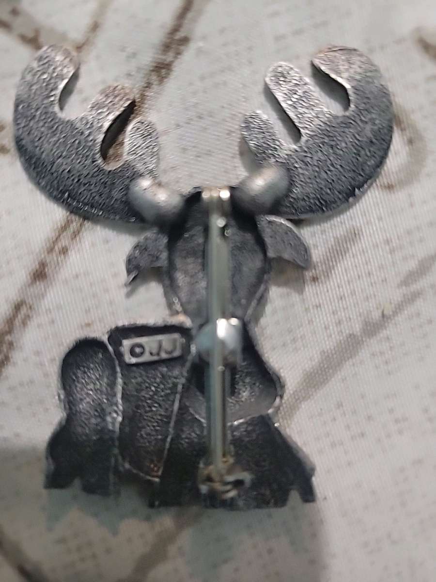 Moose brooch