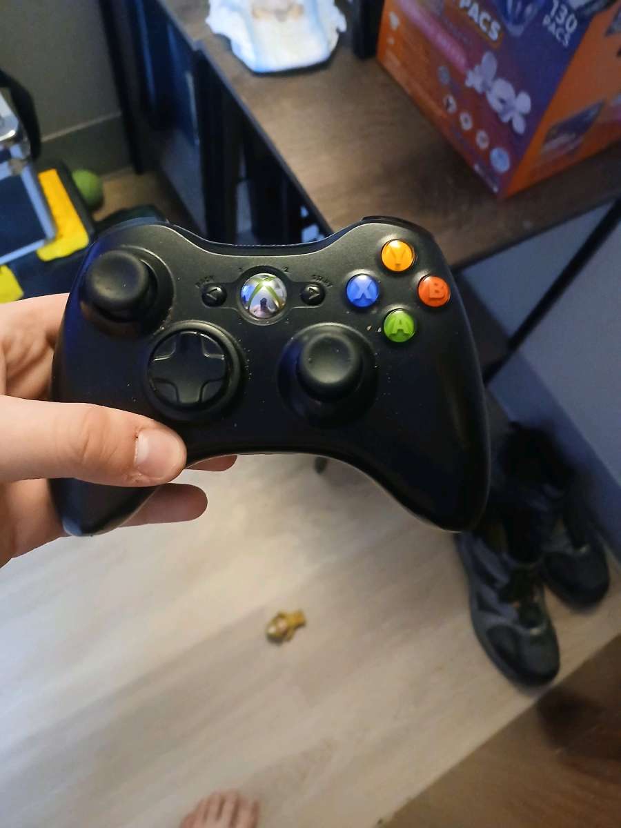 xbox 360 with 4 games