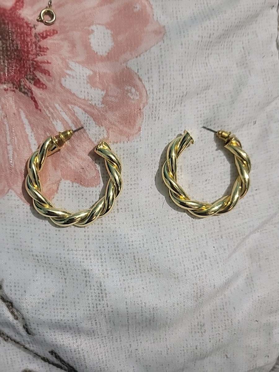 gold toned hoop earrings