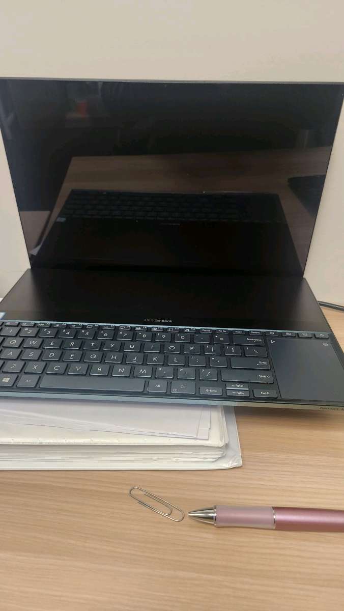 ASUS ZenBook Pro Duo UX581 GeForce RTX 2060