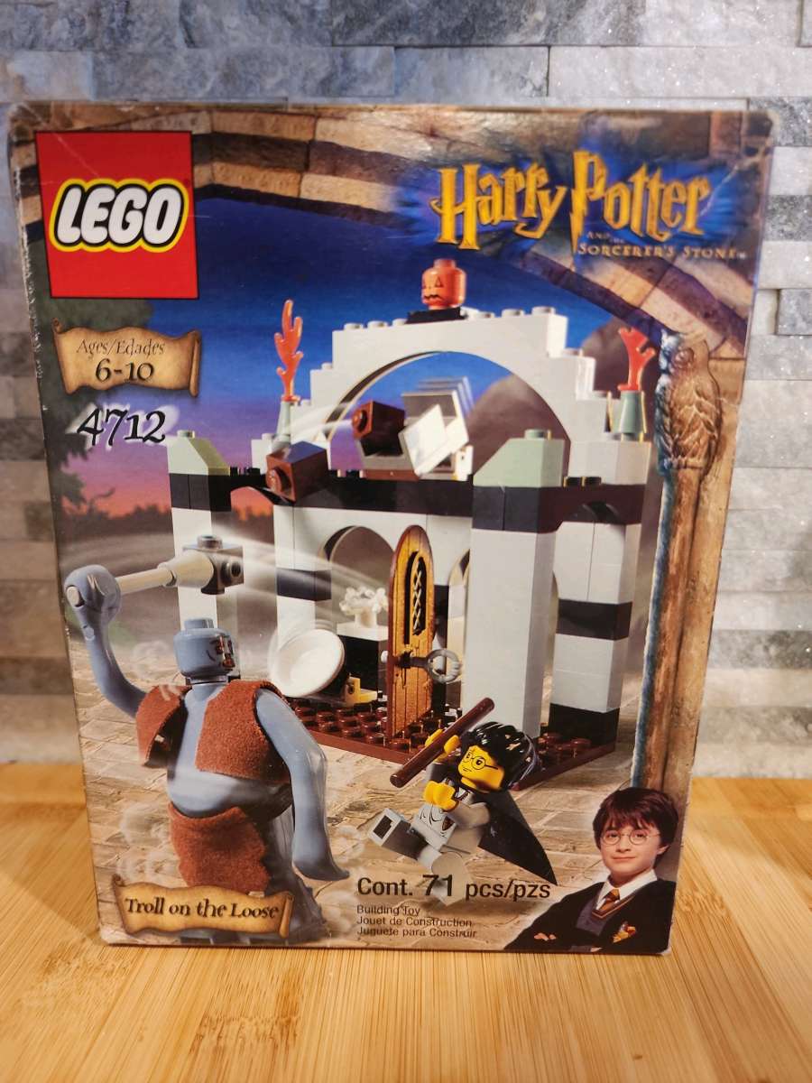 LEGO Harry Potter And The Sorcerers Stone Troll on the Loose