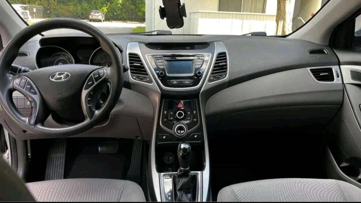 HYUNDAI ELANTRA 2014