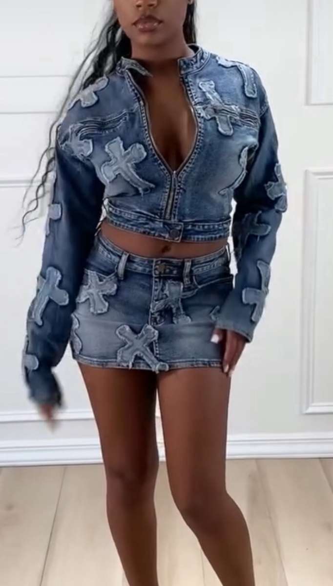 2 pc set woman size small