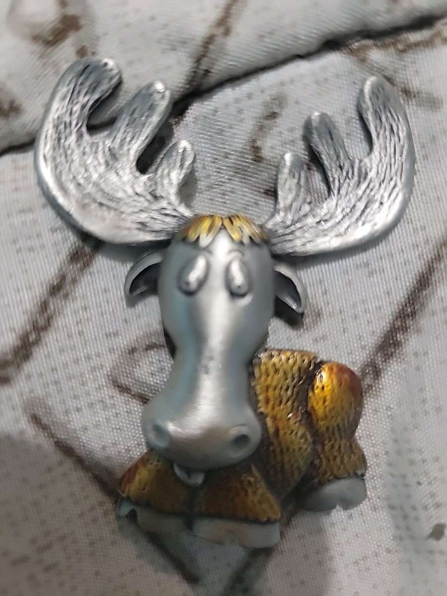Moose brooch