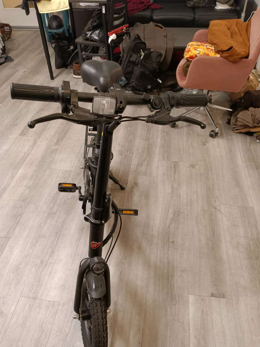 Unisex Electric Scooter