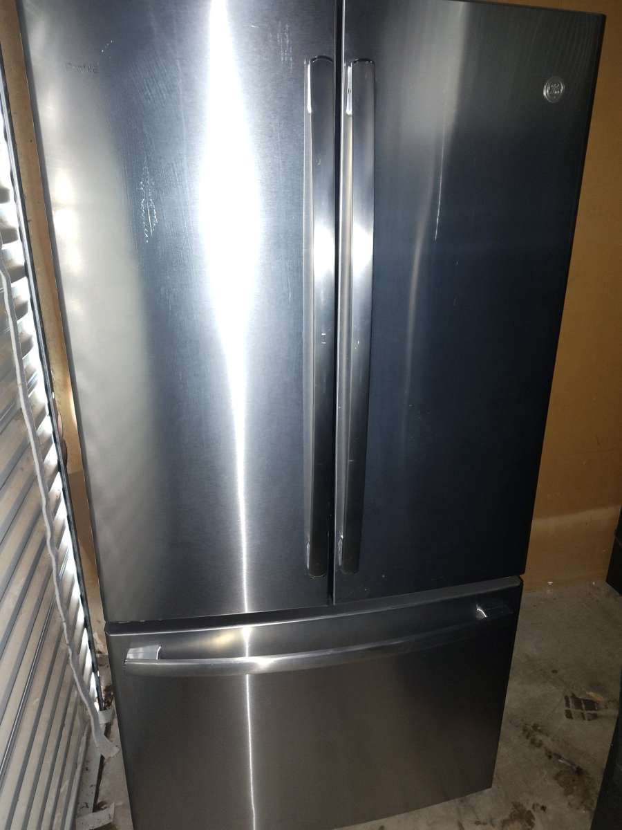 Refrigerator GE