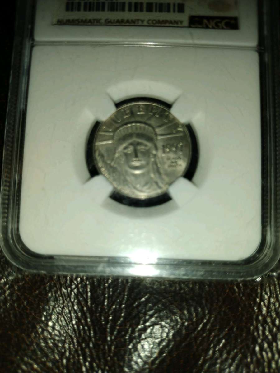 Graded Platinum eagle coin
