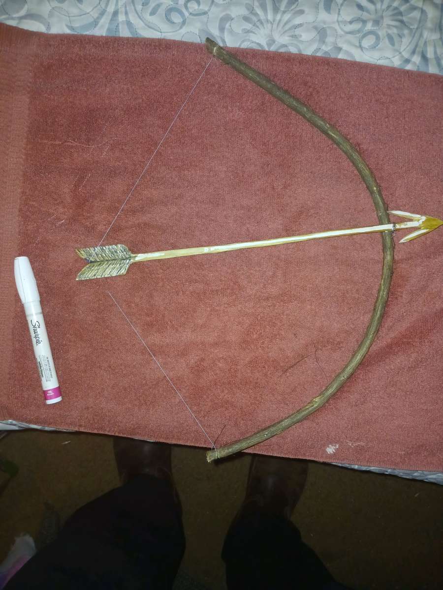 hand carved bow n arrows for display