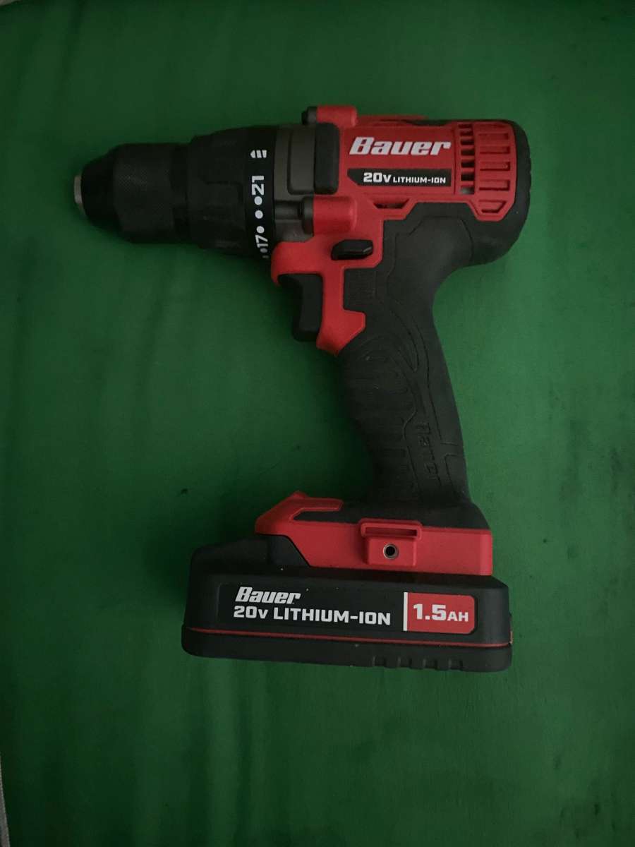 Bauer drill and driver
