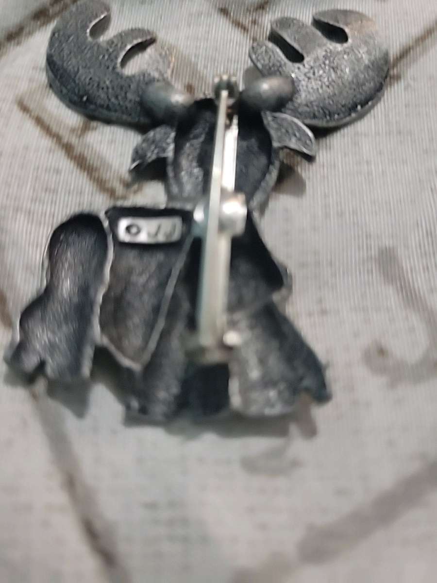 Moose brooch