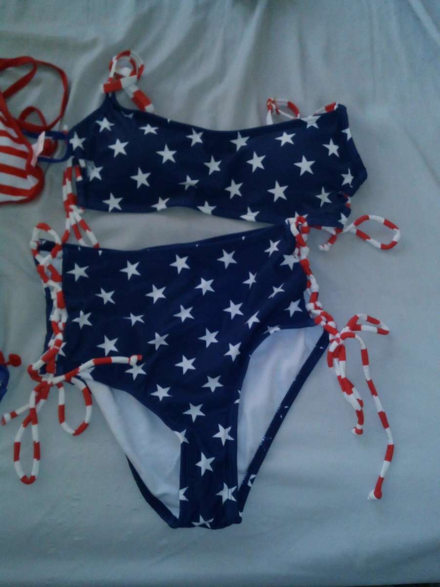 4 bathing suits for sale size small