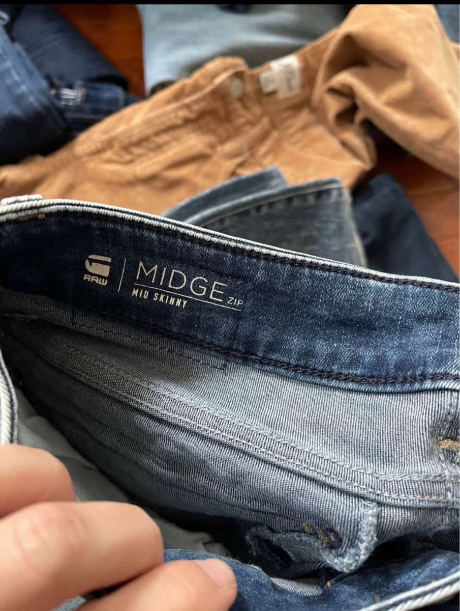 huge lot of womens jeans