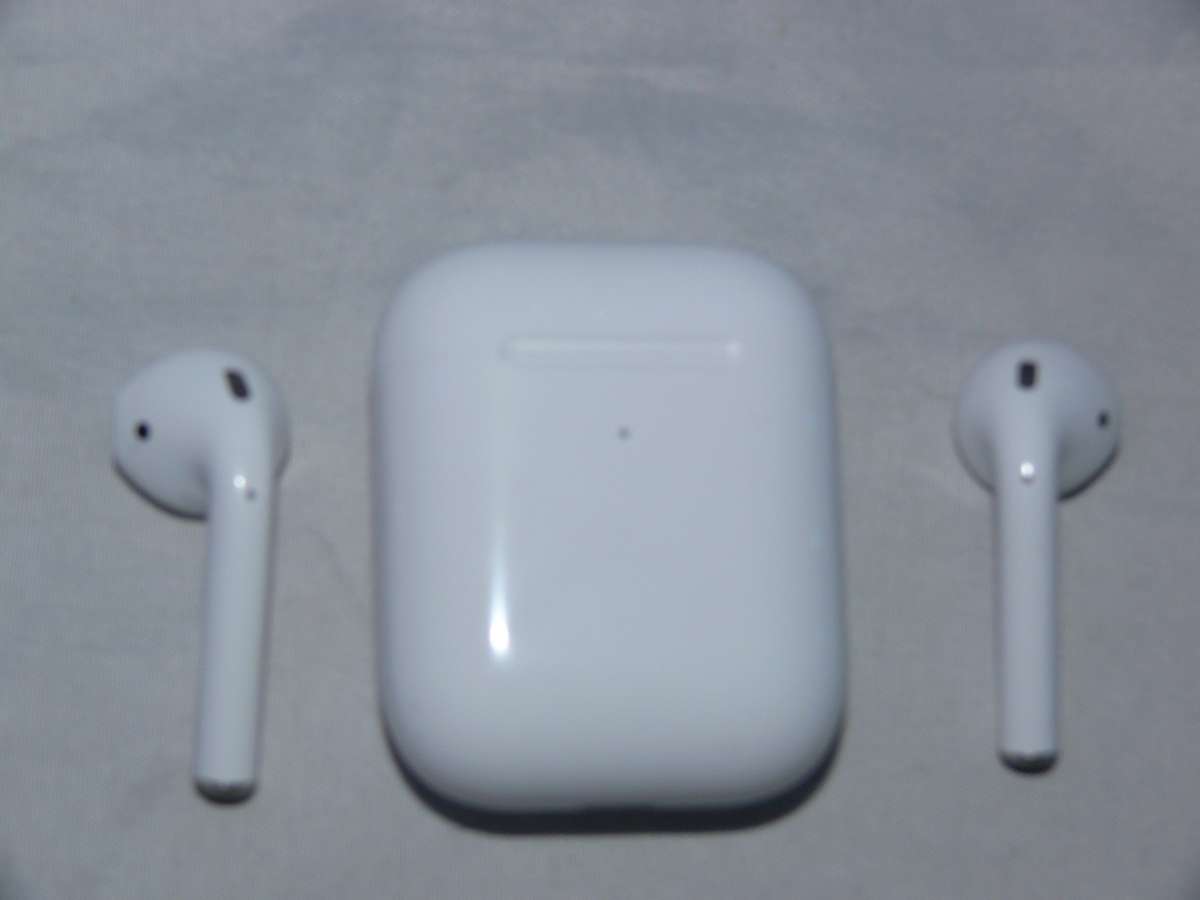 AirPod 2