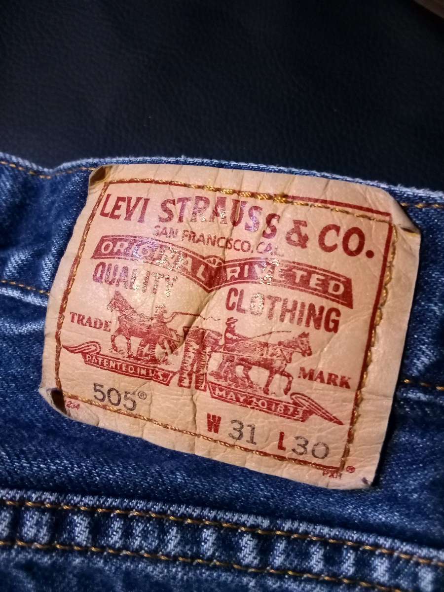 Levi Strauss 505 regular fit size 31 30