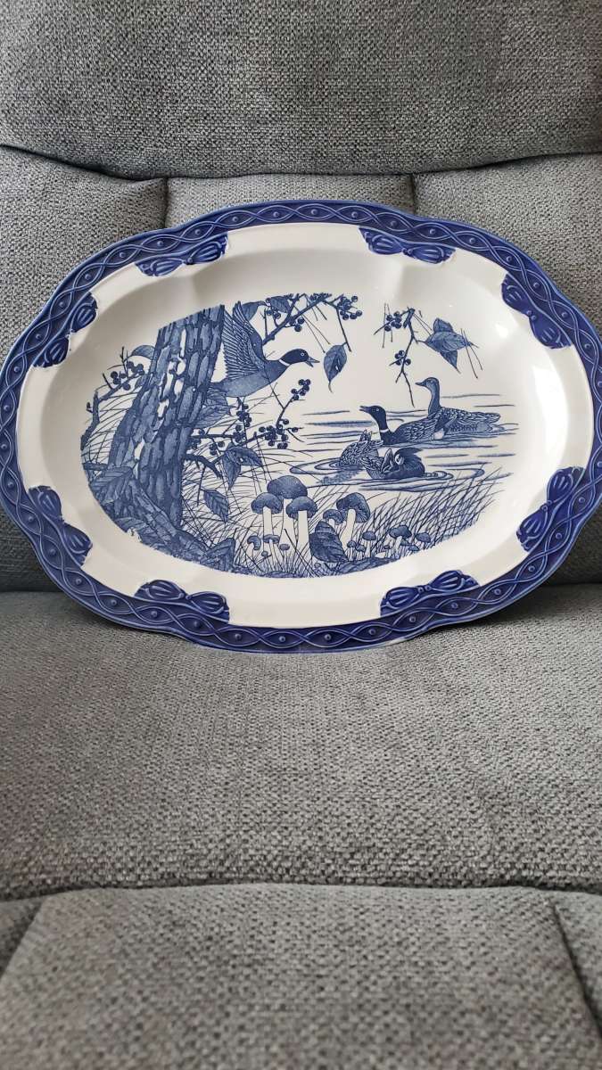 vintage holiday platter