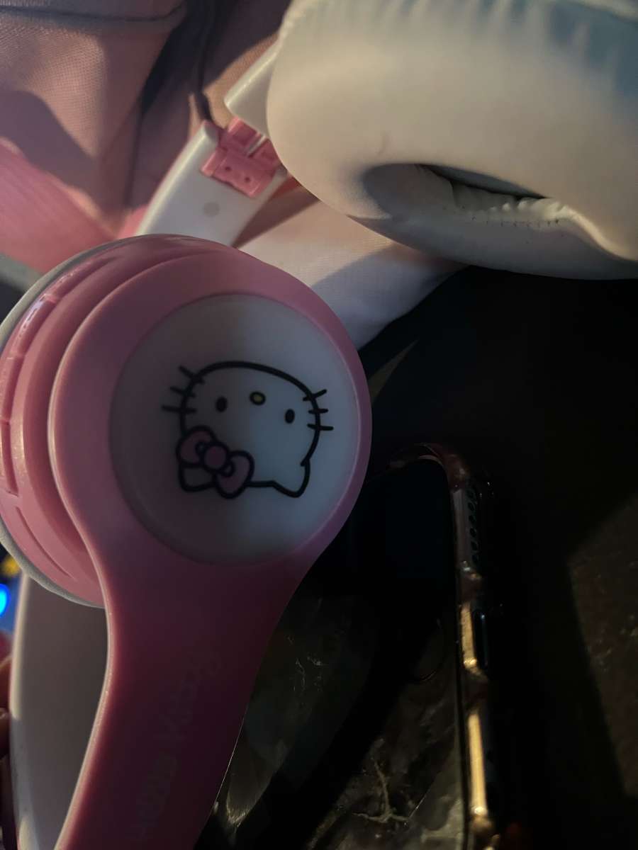 kids hello kitty earphones