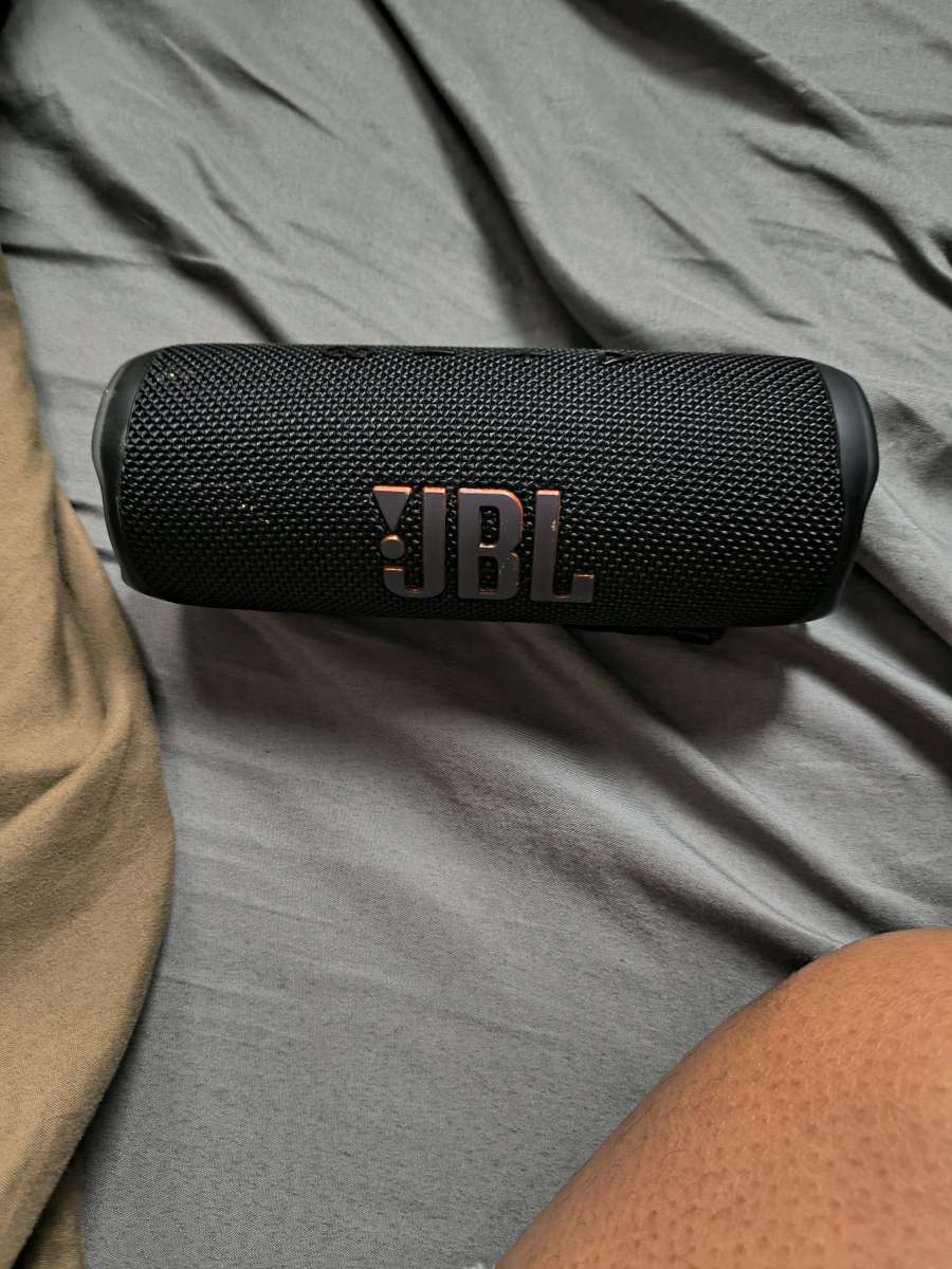 JBL Flip 6 Speaker
