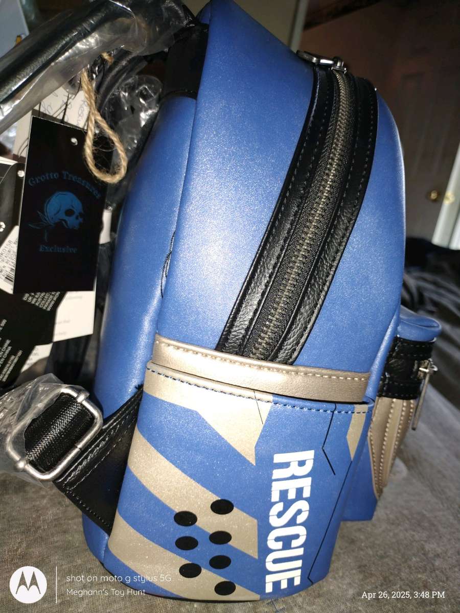 BNWT LOUNGEFLY COSPLAY Iron Man Mini Backpack Set