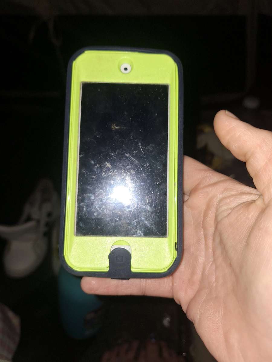 32 GB 7th Generation Ipod Touch