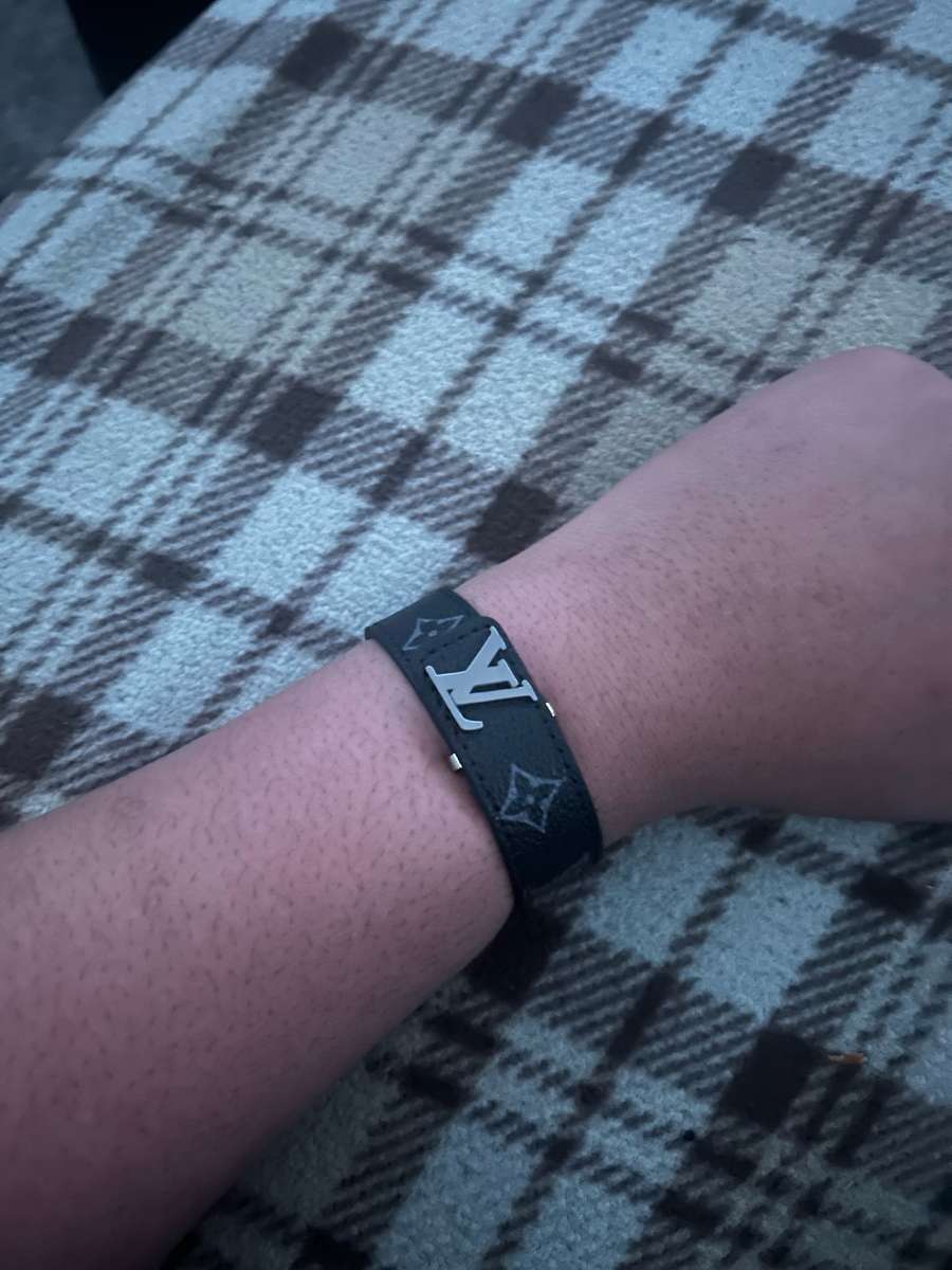 Louis Vuitton slim bracelet