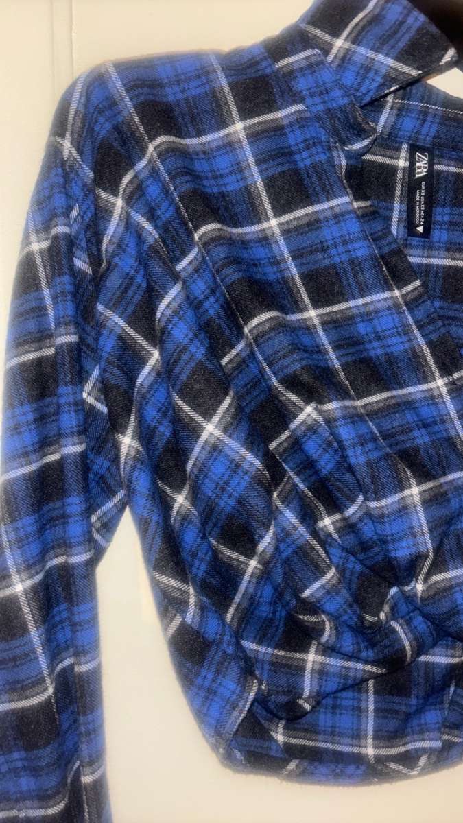 womens Zara button up plaid long sleeve