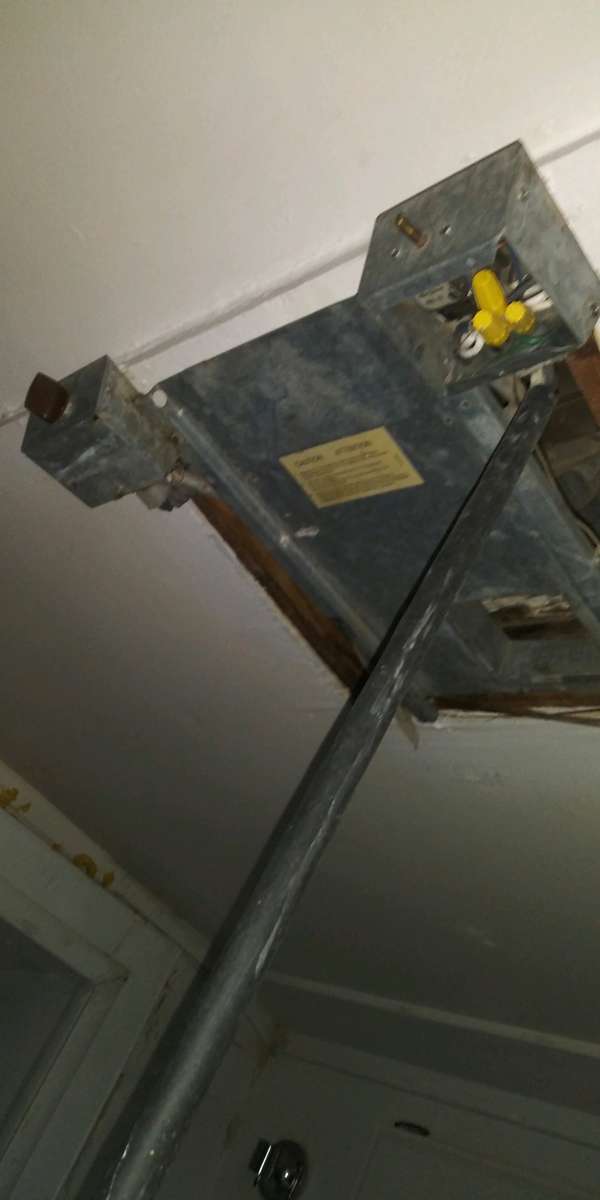 Traveleze Pop Out Trailer