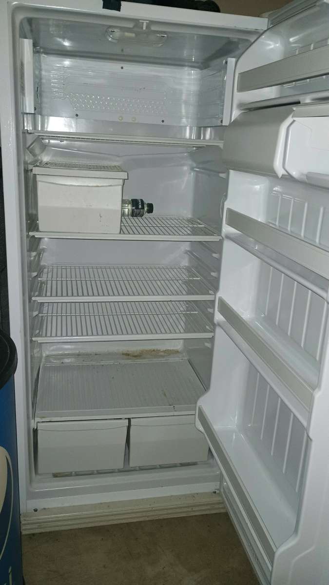 Crosley standup freezer