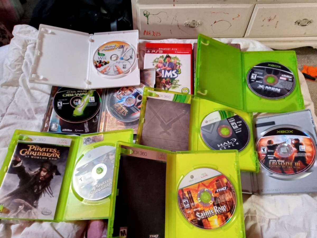 BUNDLE OF 11 VIDEO GAMES GREAT CONDITION