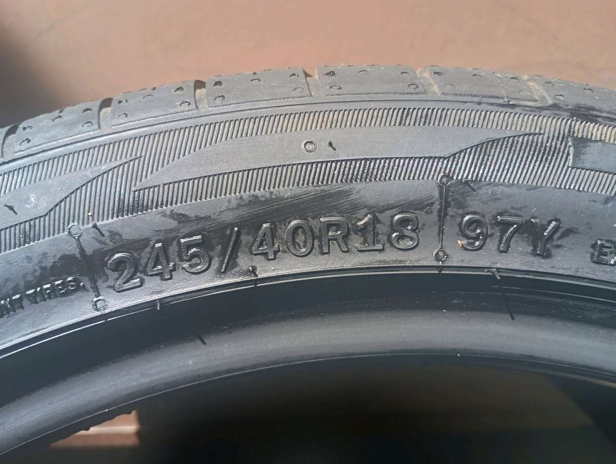 2 TIRES
