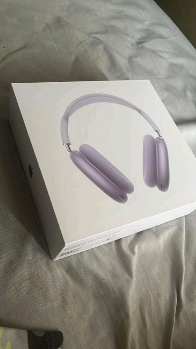 Airpod Max purple