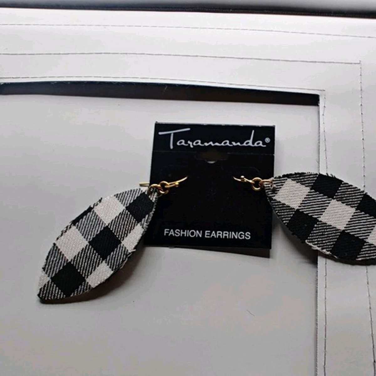 Buffalo Check Earrings Hunters Feather Leaf Metal Jewelry WH