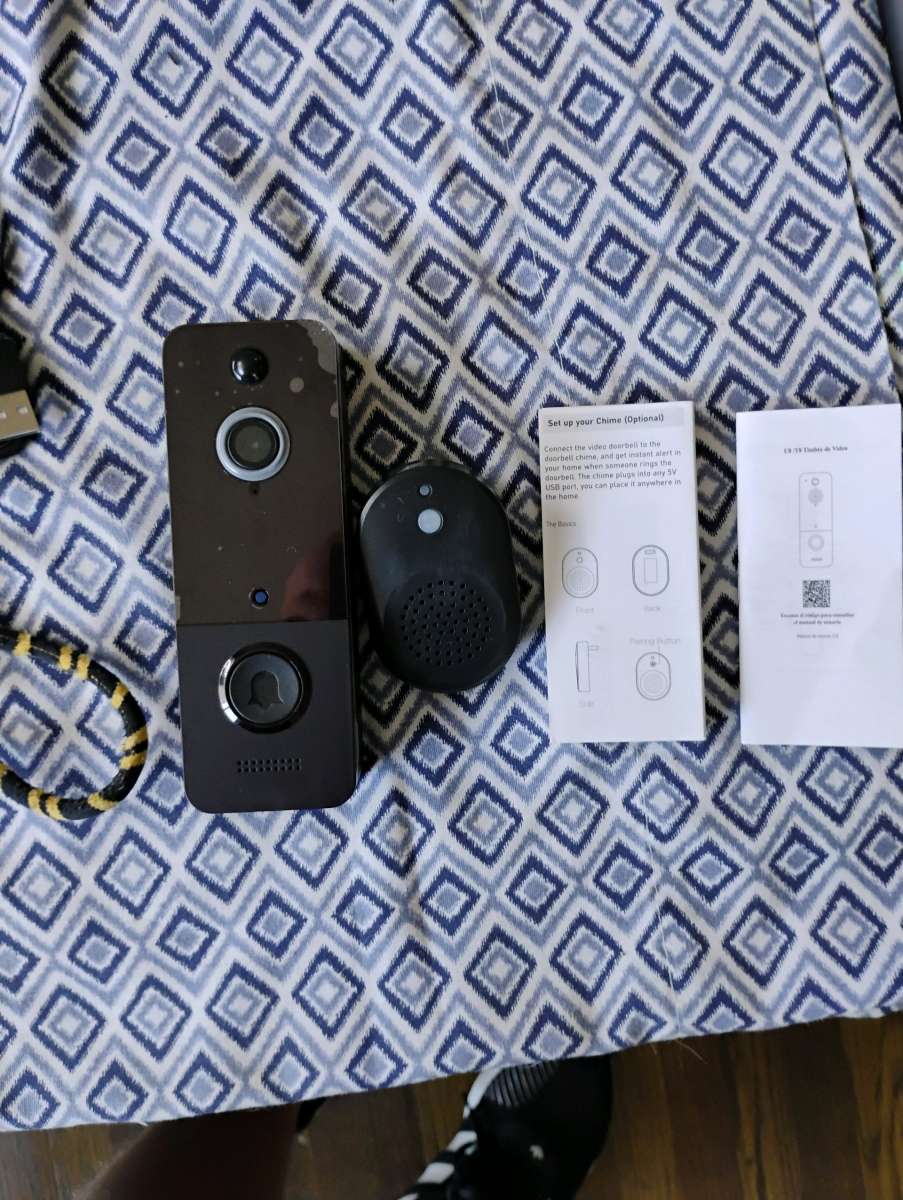 door bell camera with bell