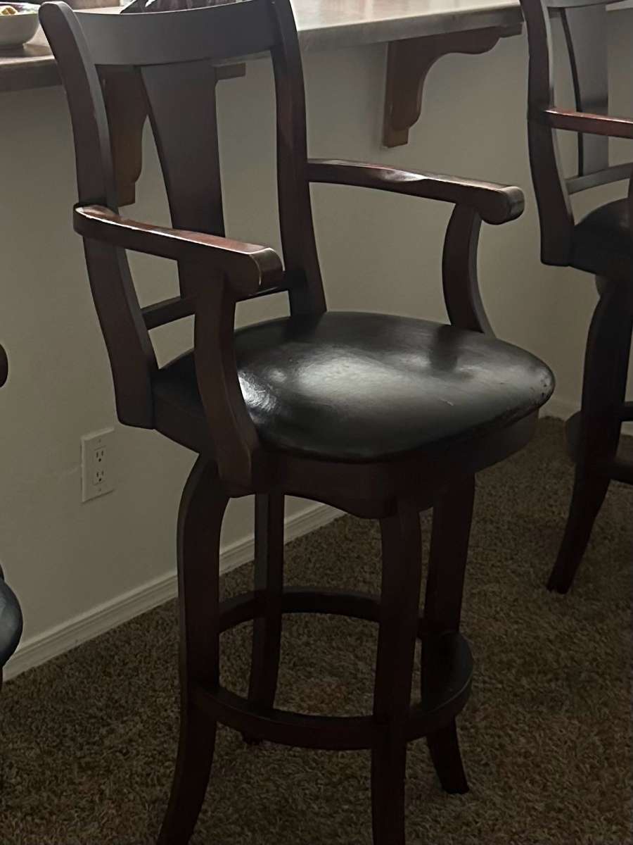 Set of 3 Wooden Bar Stools