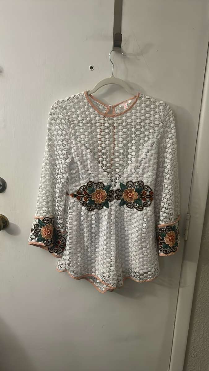 Luxxel White Embroidered Floral Romper with Bell Sleeves Siz