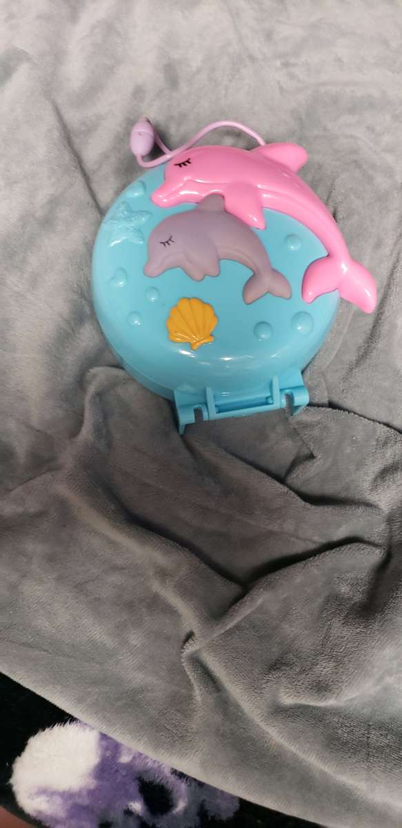 polly pocket dolphins