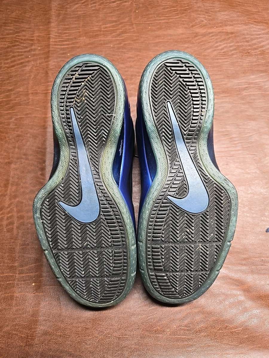 Nike Mens Zoom Foamposite Lite size 9 BlackDk Neon Royal