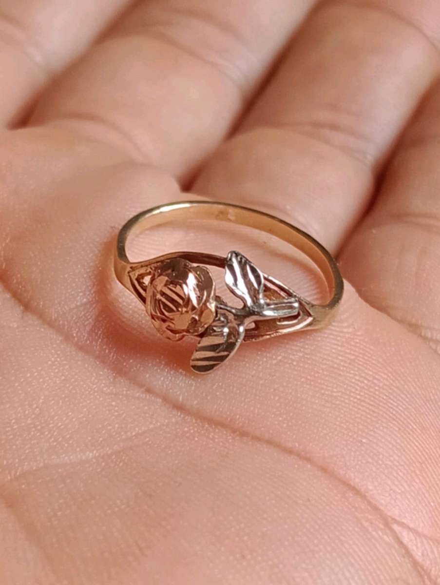 10k Rose Gold ring size 6 for women